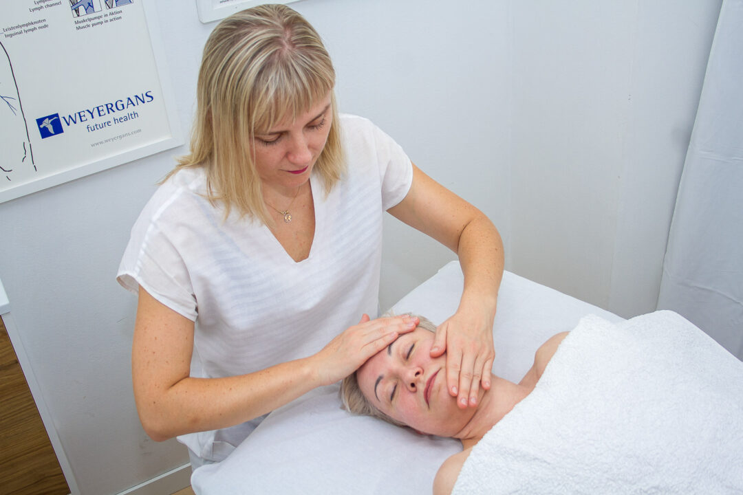 MASAJE DE CARA MASAJE DE CARA